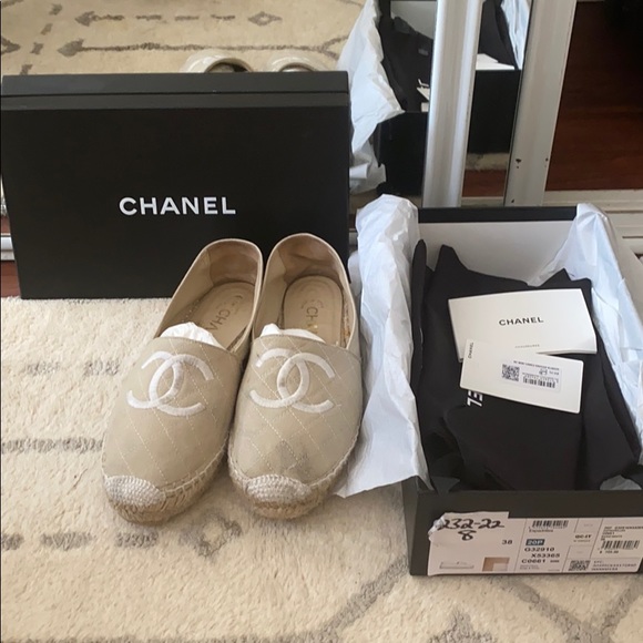 COPY - Chanel Espadrilles - Picture 1 of 11